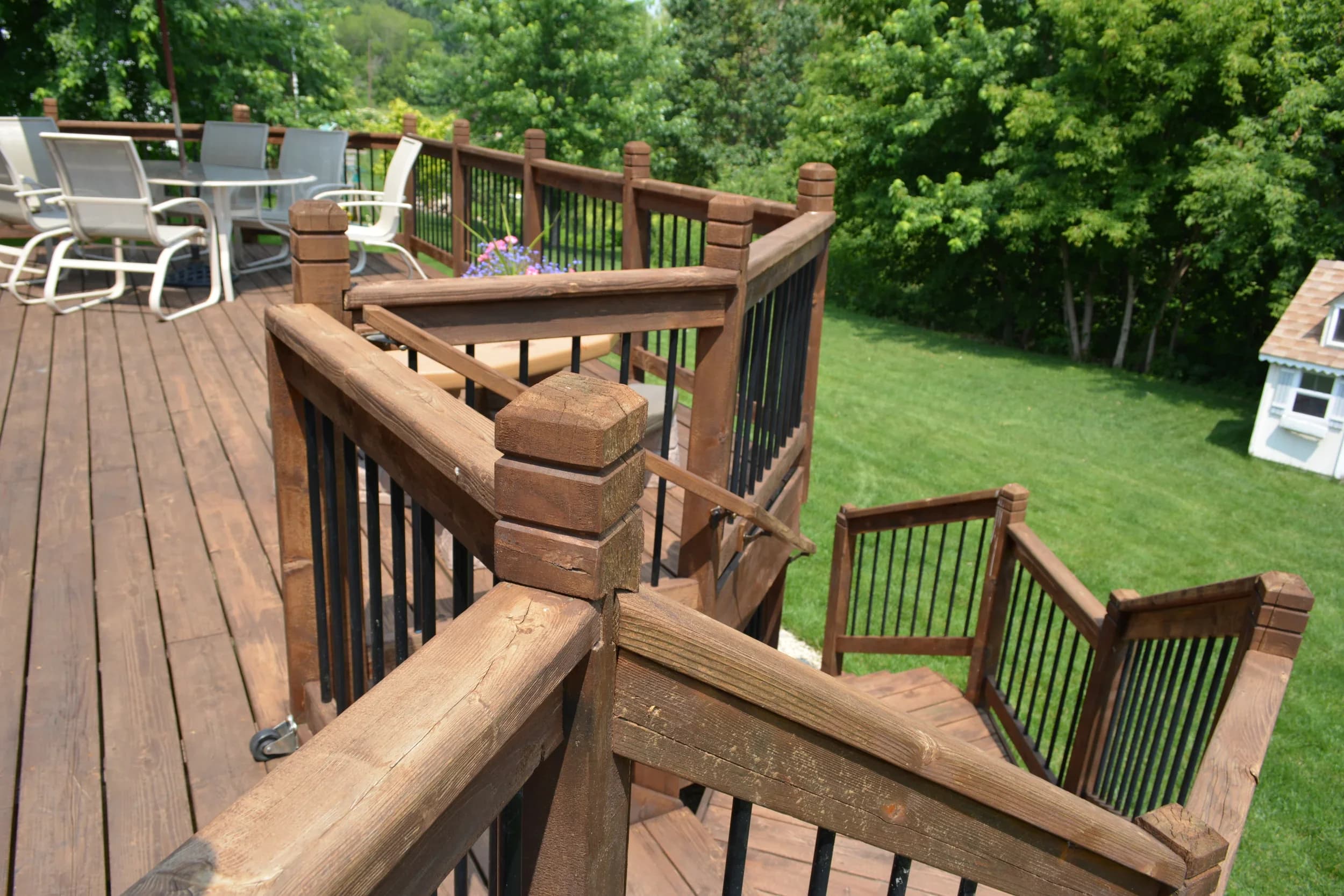 Deck refinishing in Savage