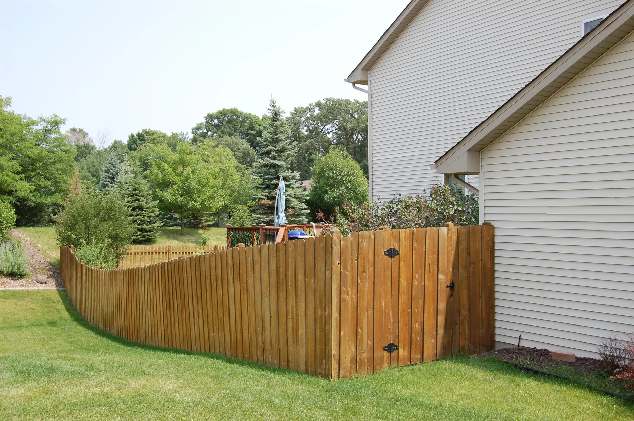 Deck refinishing in Shakopee