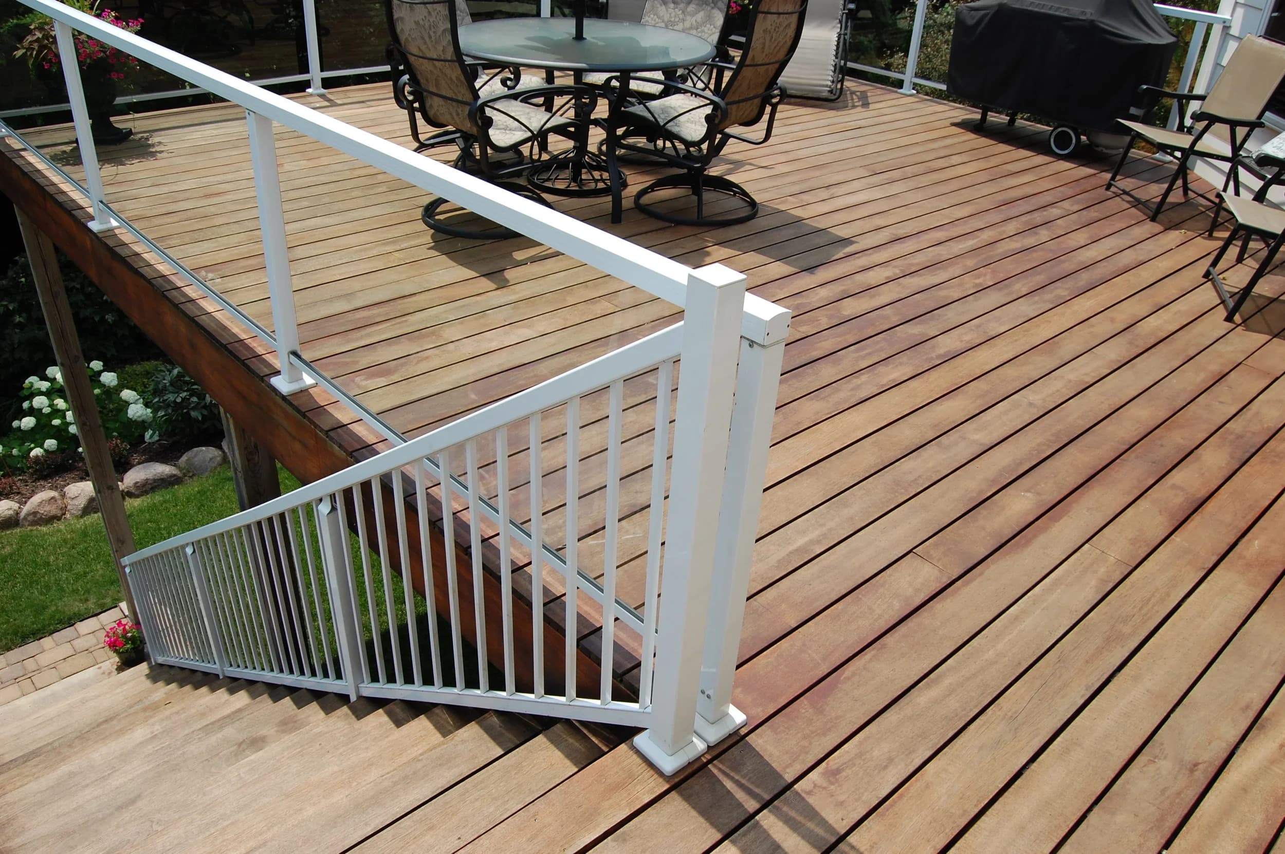 Deck refinishing in Minnetonka