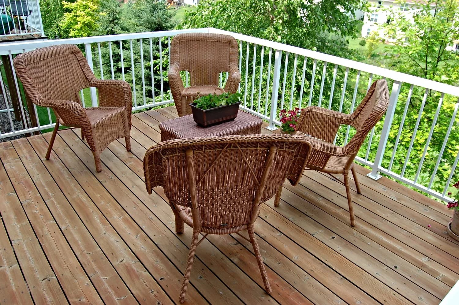 Deck refinishing in Eden Prairie