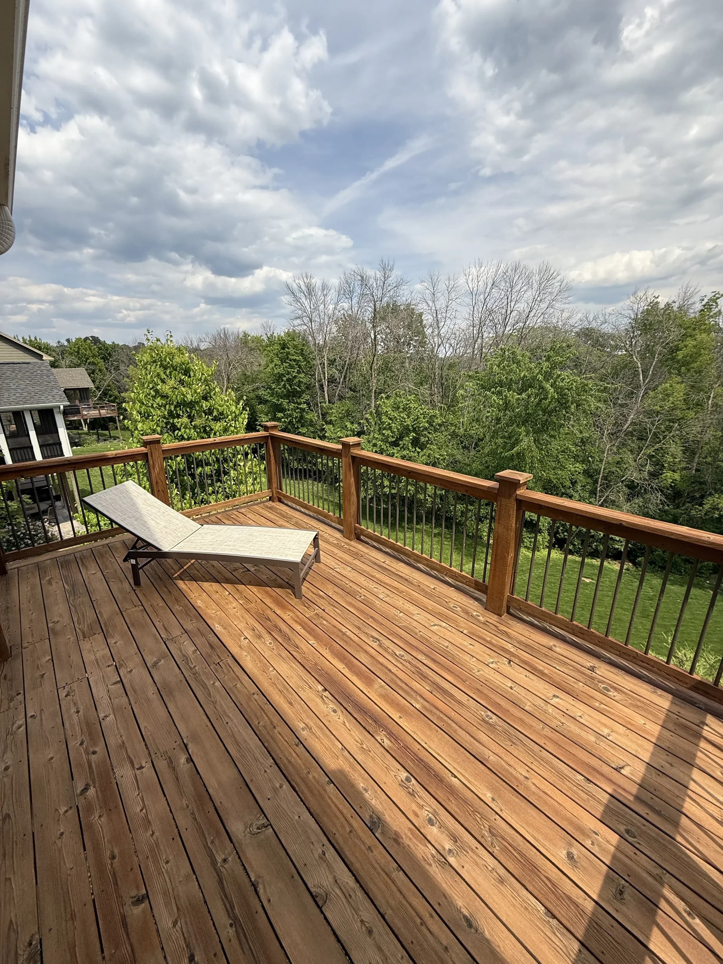 Deck refinishing in Chanhassen