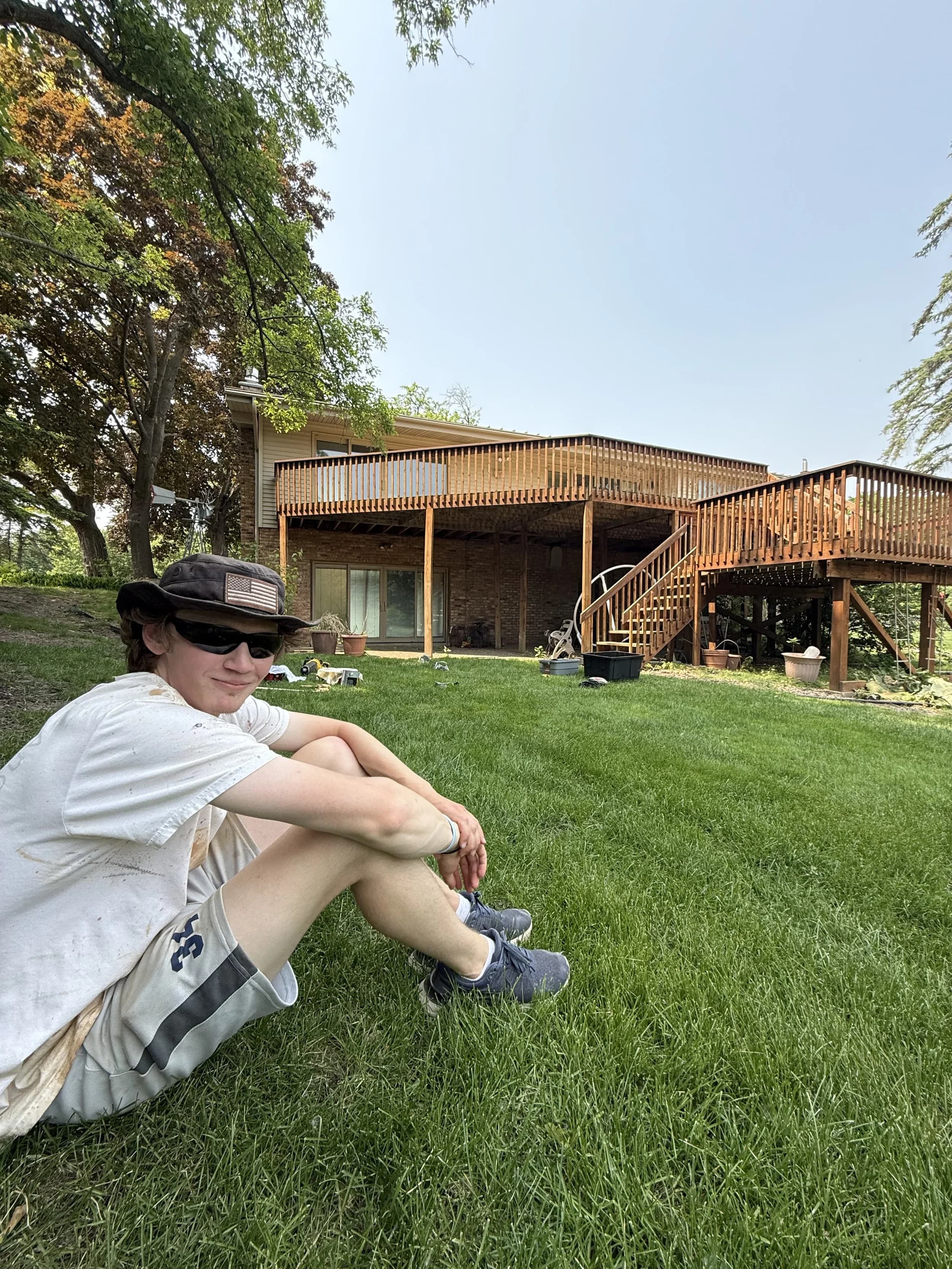 Deck refinishing in Victoria