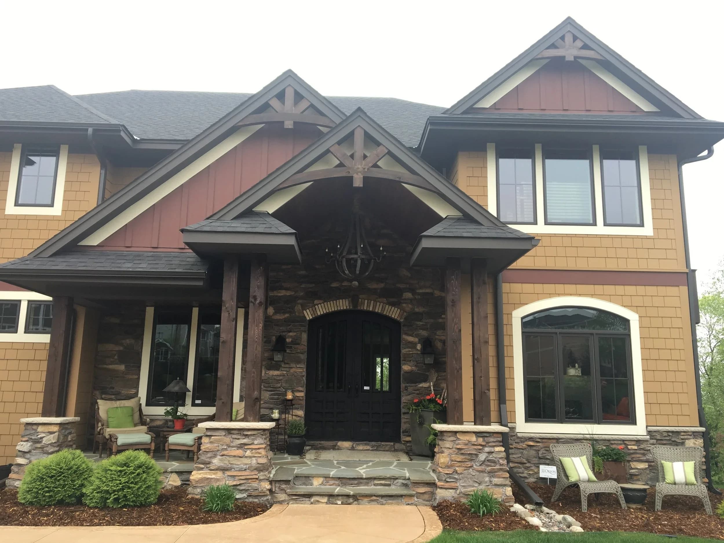 Deck refinishing in Excelsior