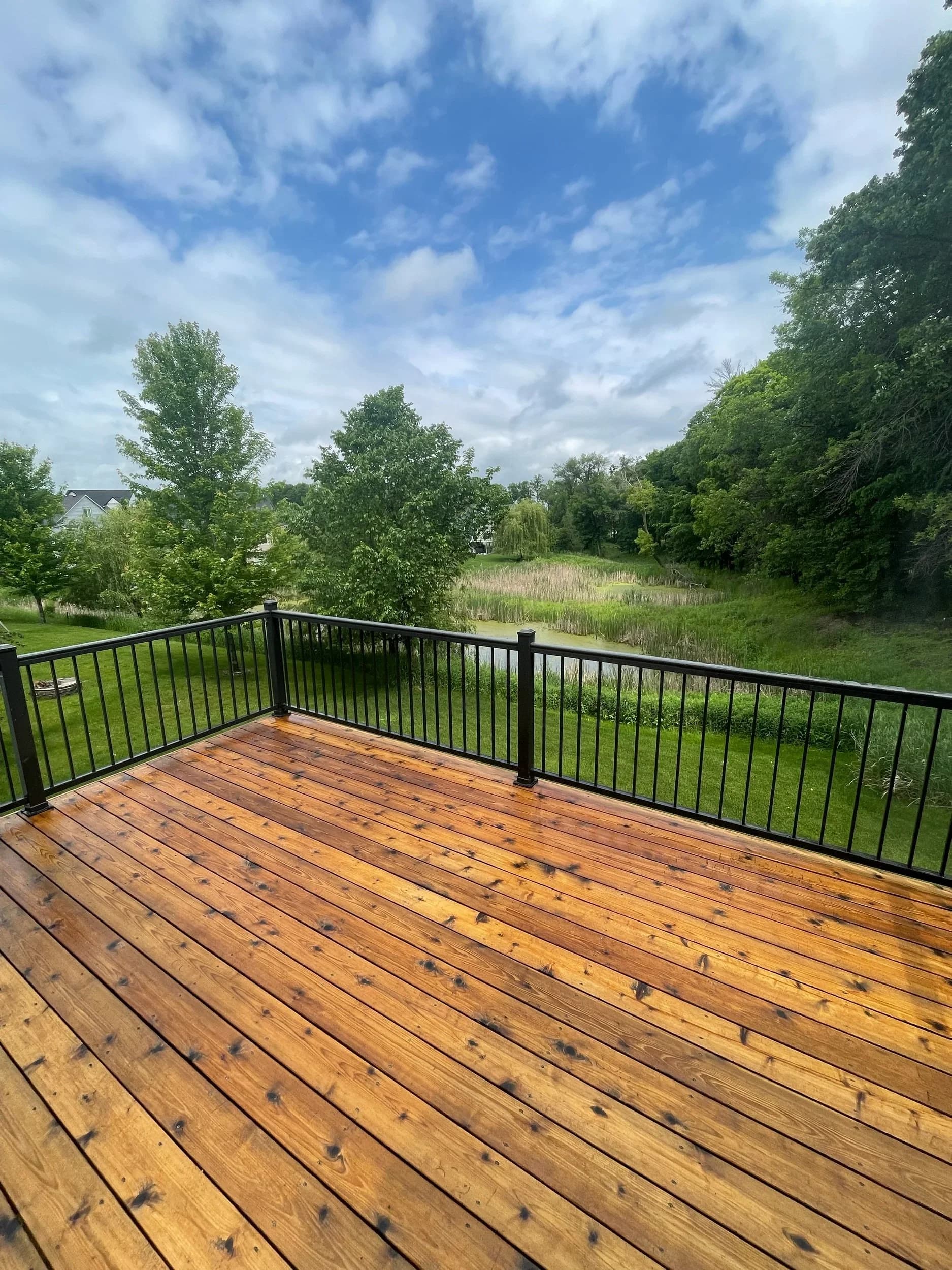 Deck refinishing in Mound